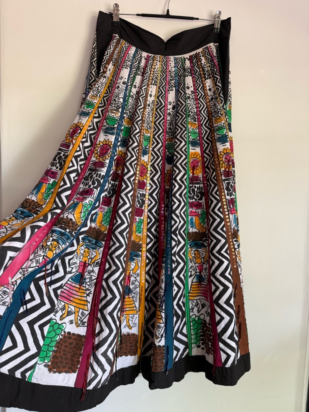 1980s Whittall & Shon Hand Painted Circle Skirt Beaded Tribal Art To Wear Large